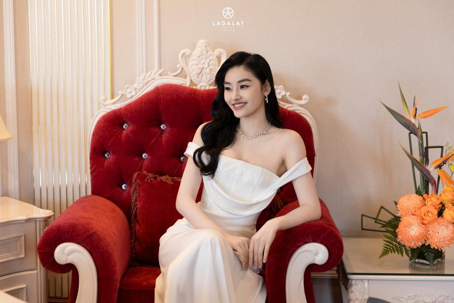 PRESIDENT SUITE