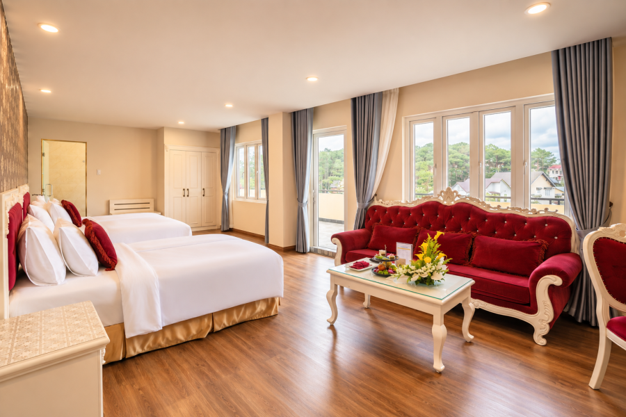 DELUXE TRIPLE ROOM