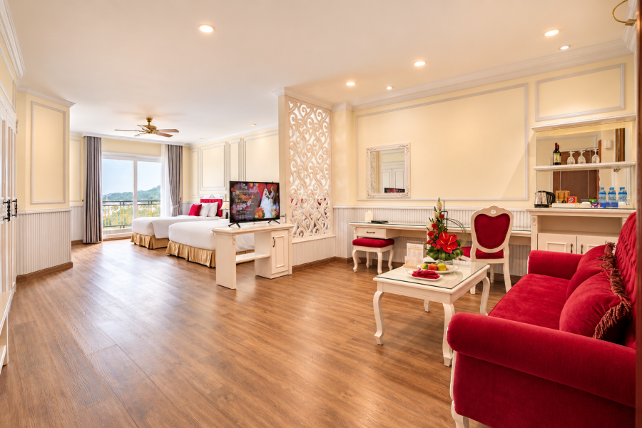 CITY JUNIOR SUITE TRIPLE