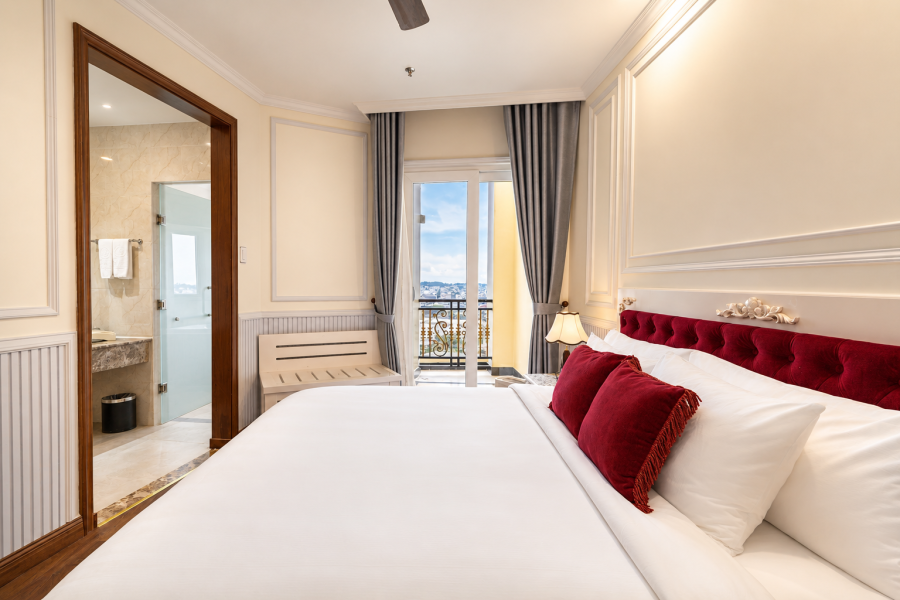 CITY JUNIOR SUITE