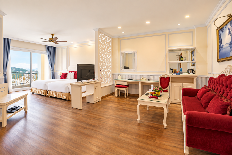 CITY JUNIOR SUITE